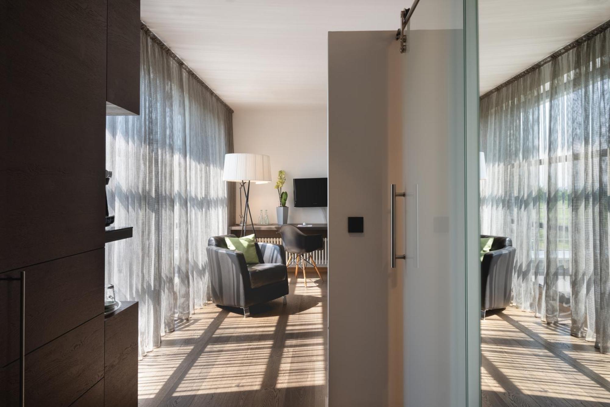 Golfhotel Gut Neuenhof Fröndenberg Extérieur photo